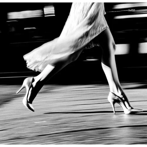 Black Illusions No.16 - Haste & Heels -