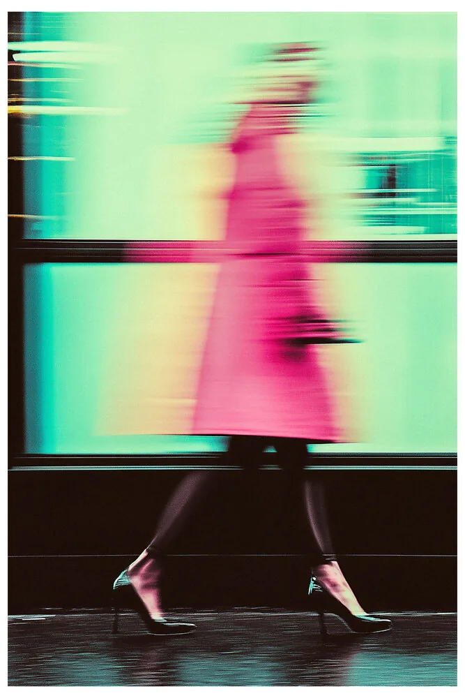 Vibrant Colors No.09 - The Phantom Glow