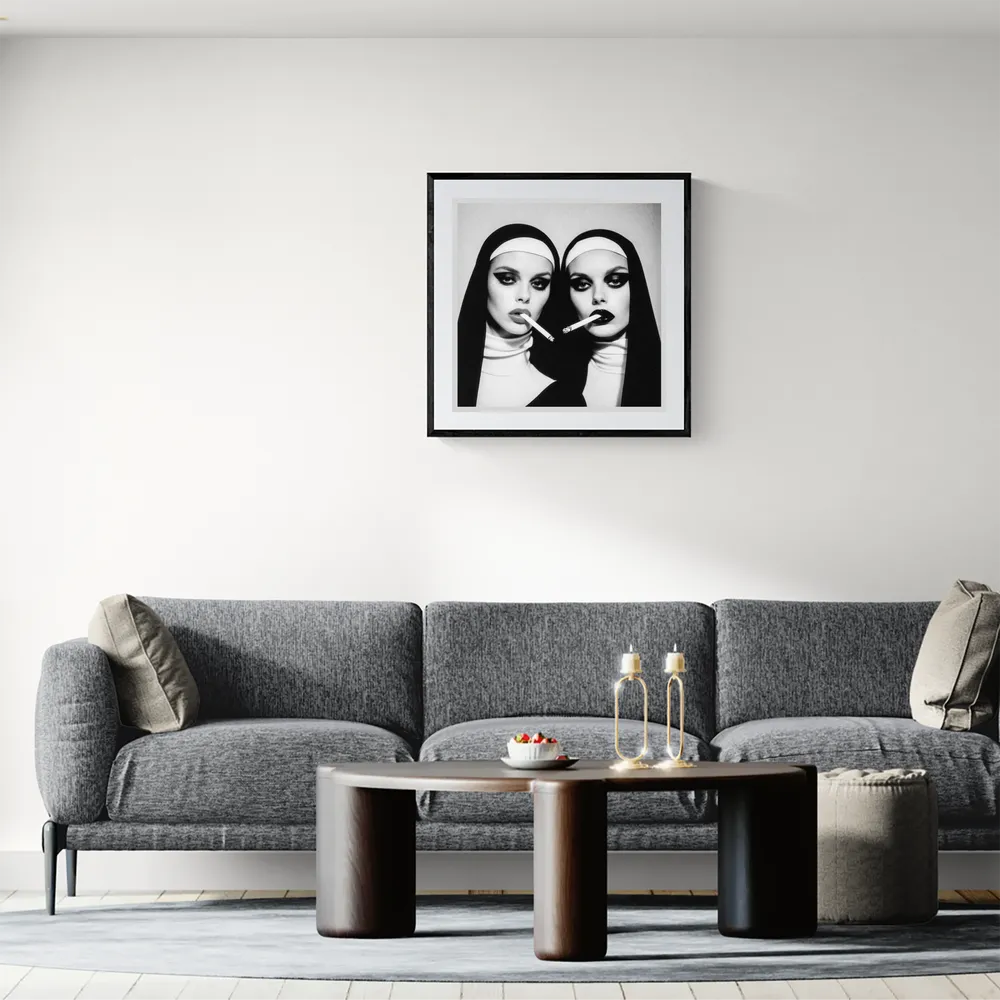 View in Interior MOCKUP — 60 × 60 cm