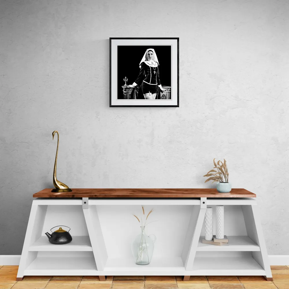 View in Interior MOCKUP — 60 × 60 cm